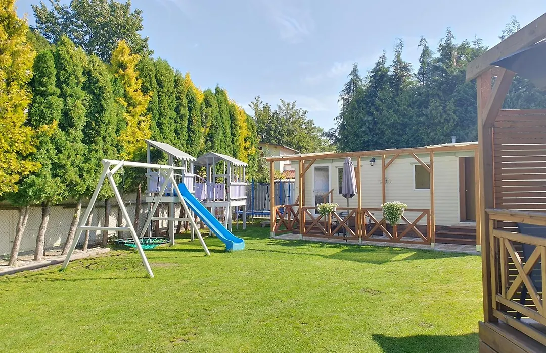 Azur Domki blisko plaży-1